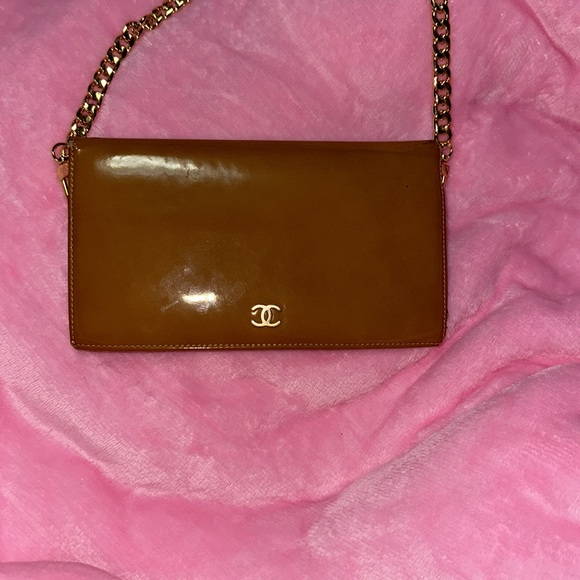 CHANEL WOC Camel Wallet on a Chain RARE Unicorn color - Picture 10 of 17